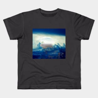 Gate of heaven Kids T-Shirt